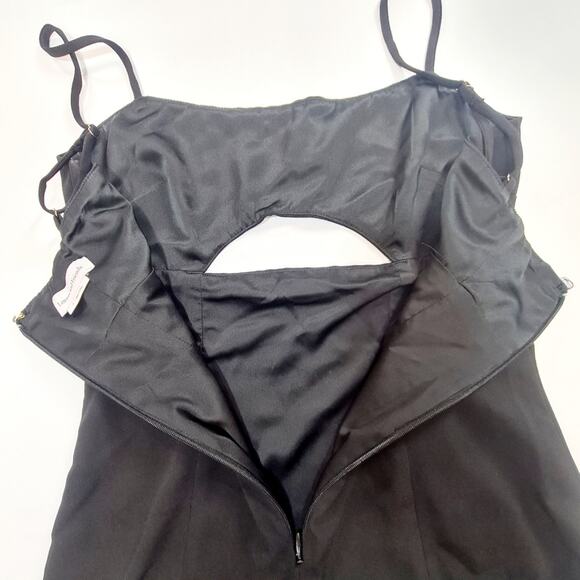 Lovers and Friends Enzo Mini Dress in Black XS - Picture 7 of 9